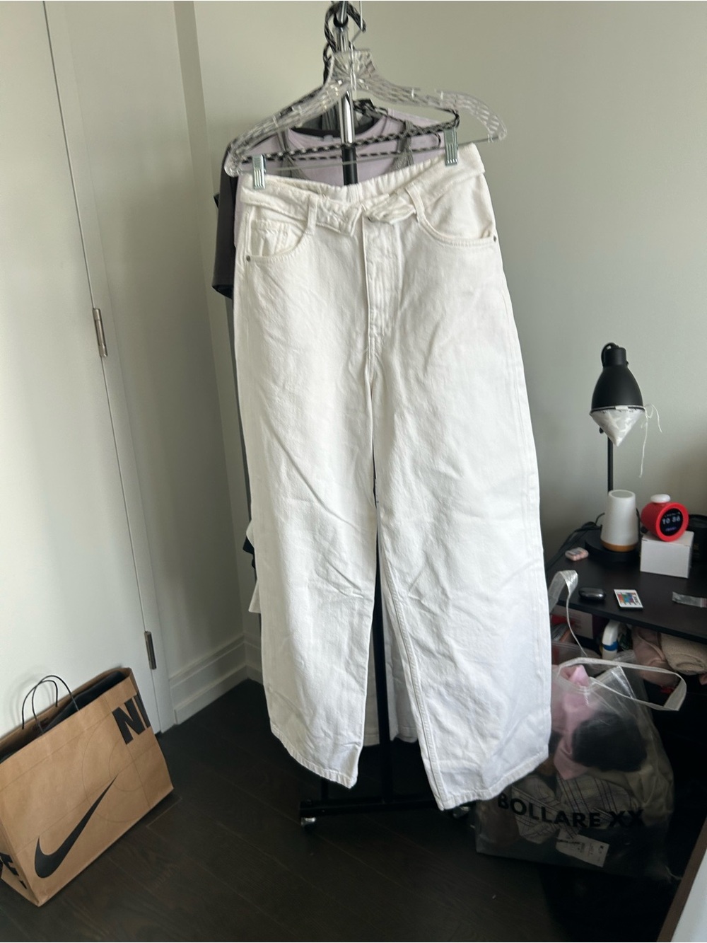 Zara Men's White Relaxed Wide-Leg Jeans